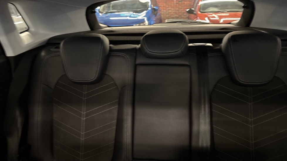 Vauxhall Grandland 1.2 Turbo Ultimate 5dr Petrol Hatchback - Image 15