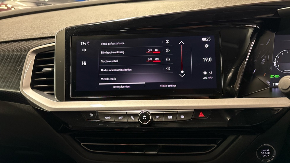 Vauxhall Grandland 1.2 Turbo Ultimate 5dr Petrol Hatchback - Image 36