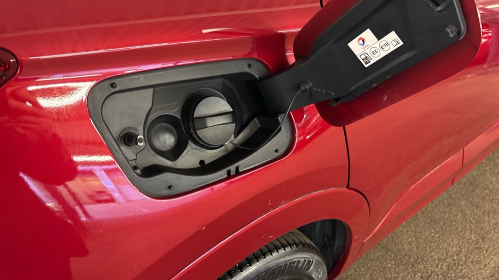 Vauxhall Grandland 1.2 Turbo Ultimate 5dr Petrol Hatchback - Image 46