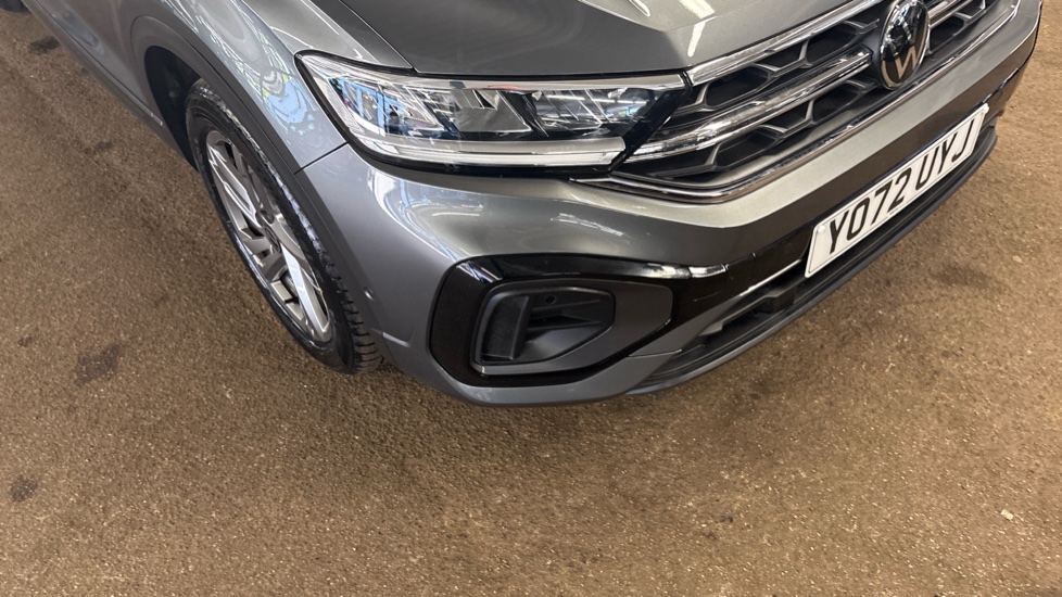 Volkswagen T-Roc 1.5 TSI R-Line 5dr DSG Petrol Hatchback - Image 70
