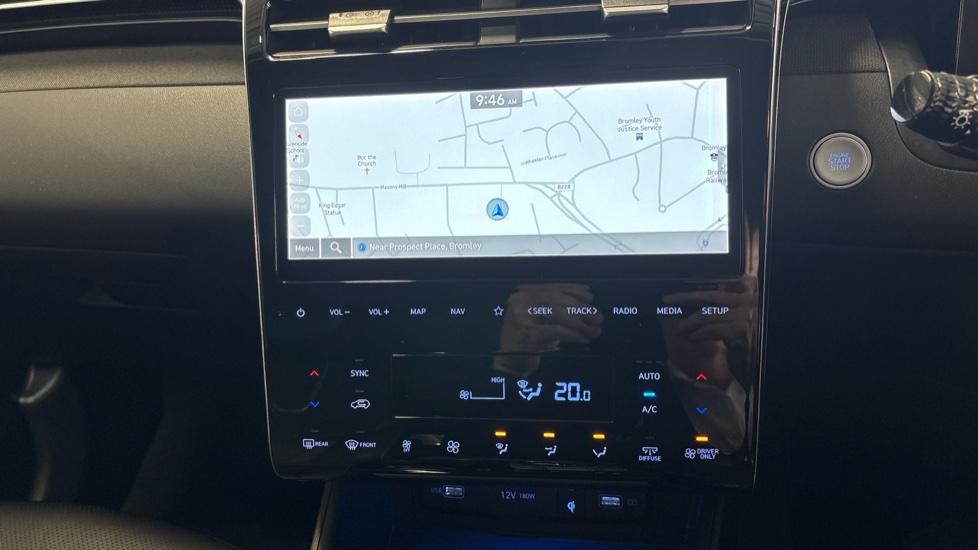 Hyundai TUCSON 1.6 TGDi Plug-in Hybrid Ultimate 5dr 4WD Auto Estate - Image 12