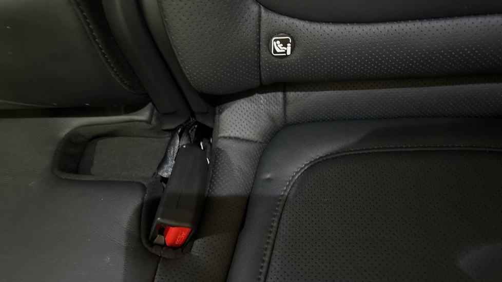 Hyundai TUCSON 1.6 TGDi Plug-in Hybrid Ultimate 5dr 4WD Auto Estate - Image 17