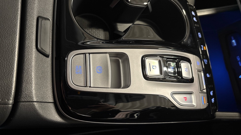 Hyundai TUCSON 1.6 TGDi Plug-in Hybrid Ultimate 5dr 4WD Auto Estate - Image 40