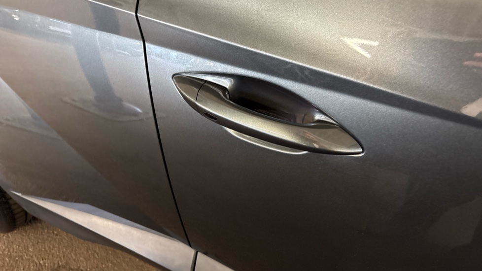 Hyundai TUCSON 1.6 TGDi Plug-in Hybrid Ultimate 5dr 4WD Auto Estate - Image 48