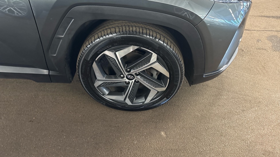 Hyundai TUCSON 1.6 TGDi Plug-in Hybrid Ultimate 5dr 4WD Auto Estate - Image 63
