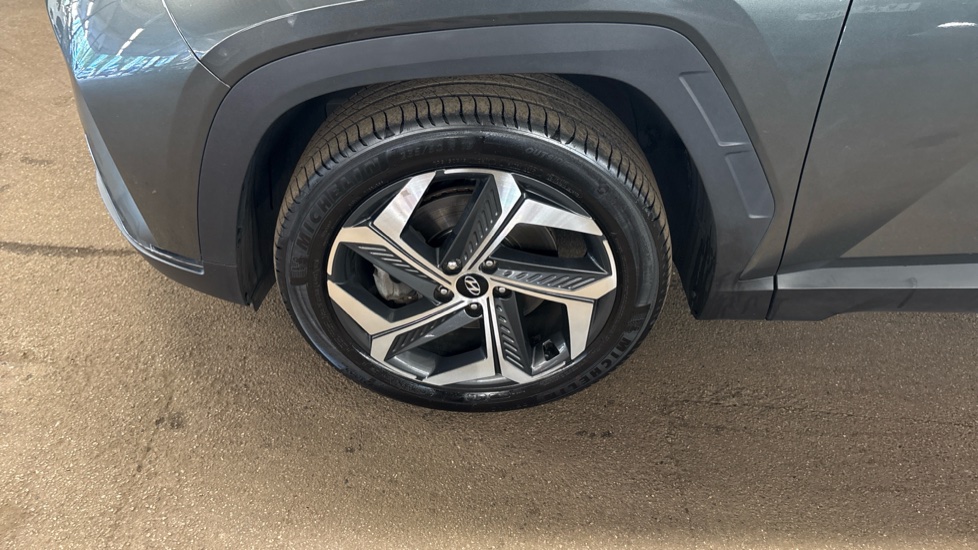 Hyundai TUCSON 1.6 TGDi Plug-in Hybrid Ultimate 5dr 4WD Auto Estate - Image 66