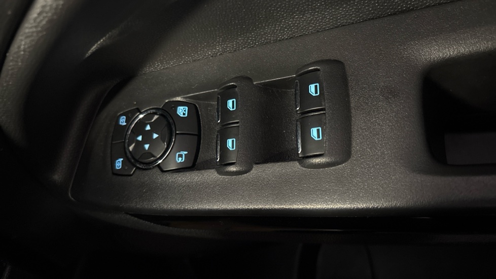 Ford EcoSport 1.0 EcoBoost 140 ST-Line 5dr Petrol Hatchback - Image 22