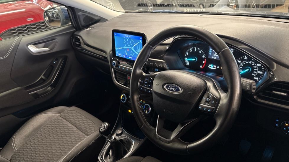 Ford Puma 1.0 EcoBoost Hybrid mHEV Titanium 5dr Petrol Hatchback - Image 14