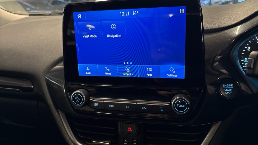 Ford Puma 1.0 EcoBoost Hybrid mHEV Titanium 5dr Petrol Hatchback - Image 38