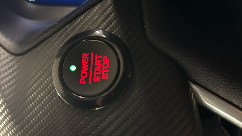 Ford Puma ST 1.5 EcoBoost ST 5dr Petrol Hatchback - Image 33