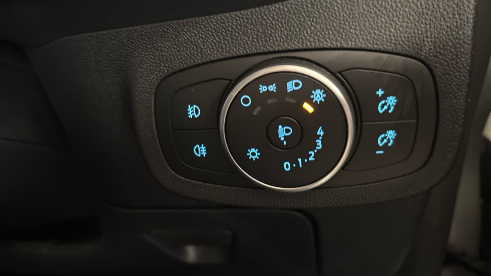 Ford Fiesta 1.0 EcoBoost Hybrid mHEV 125 ST-Line 5dr Petrol Hatchback - Image 25