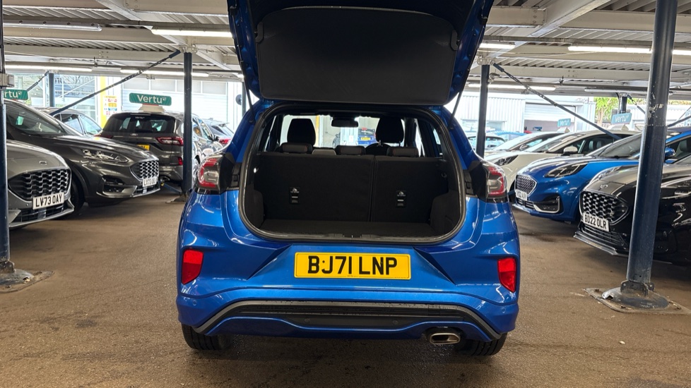Ford Puma 1.0 EcoBoost Hybrid mHEV ST-Line Design 5dr Petrol Hatchback - Image 4