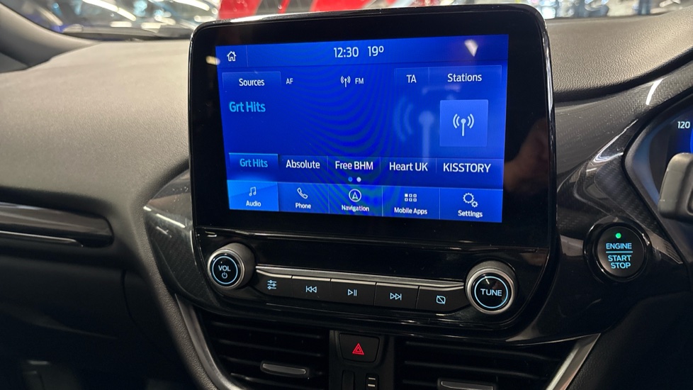 Ford Puma 1.0 EcoBoost Hybrid mHEV ST-Line Design 5dr Petrol Hatchback - Image 34