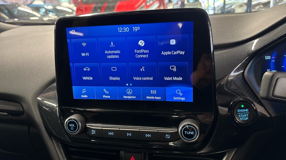 Ford Puma 1.0 EcoBoost Hybrid mHEV ST-Line Design 5dr Petrol Hatchback - Image 37
