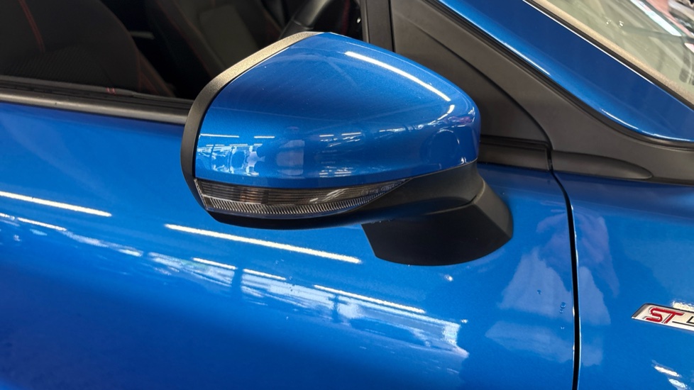 Ford Puma 1.0 EcoBoost Hybrid mHEV ST-Line Design 5dr Petrol Hatchback - Image 45