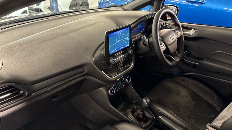 Ford Fiesta 1.0 EcoBoost Hybrid mHEV 125 ST-Line X 5dr Petrol Hatchback - Image 9