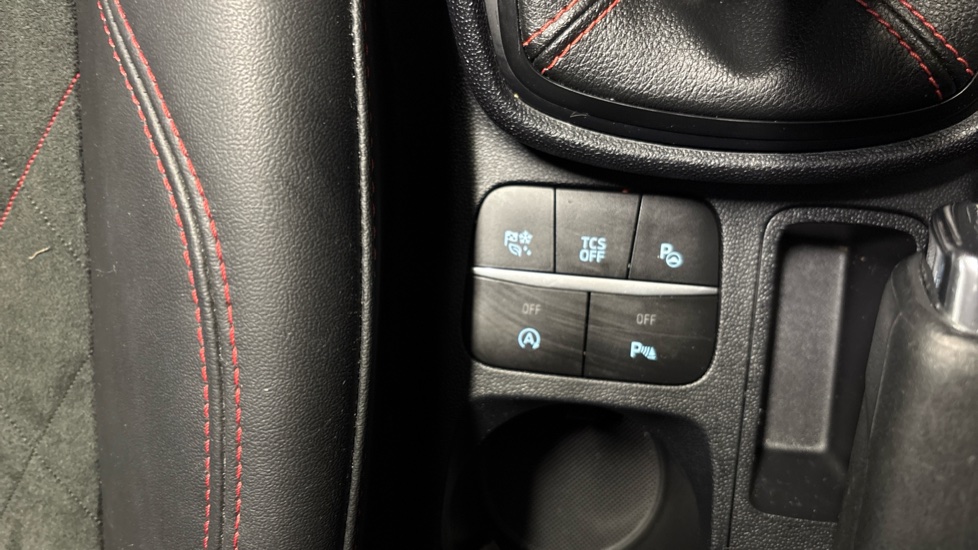 Ford Fiesta 1.0 EcoBoost Hybrid mHEV 125 ST-Line X 5dr Petrol Hatchback - Image 40