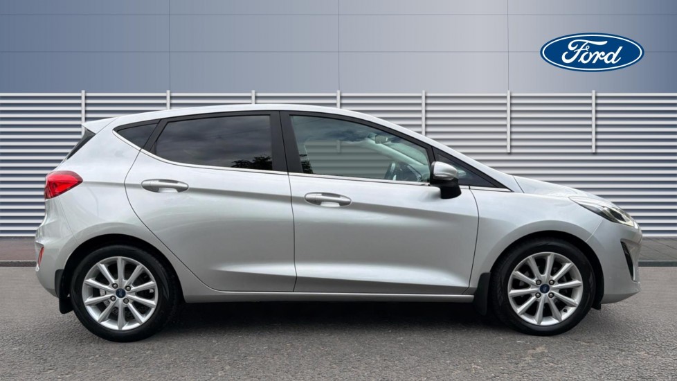 Ford Fiesta 1.0 EcoBoost 95 Titanium 5dr Petrol Hatchback - Image 5