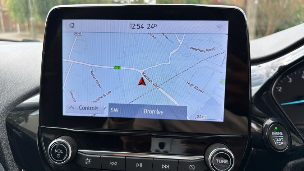 Ford Fiesta 1.0 EcoBoost 95 Titanium 5dr Petrol Hatchback - Image 12