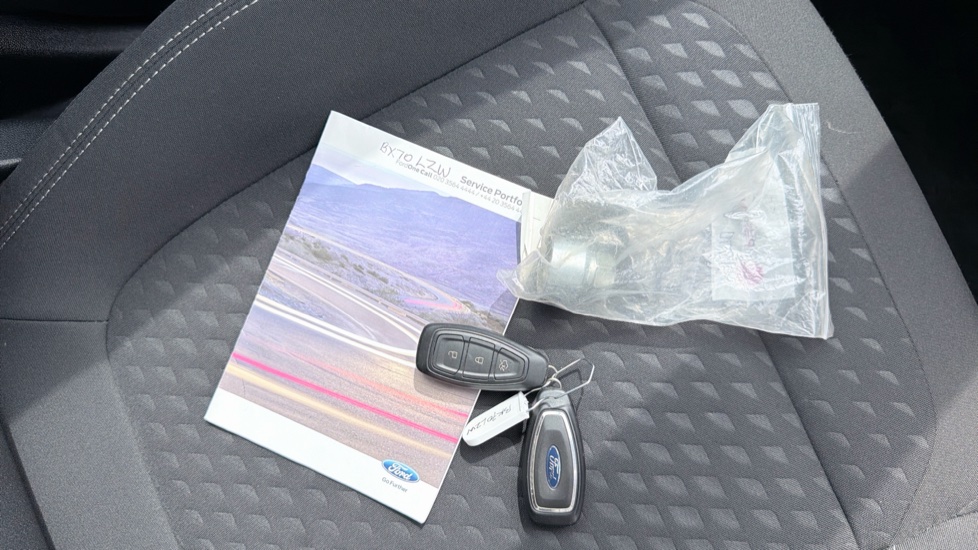 Ford Fiesta 1.0 EcoBoost 95 Titanium 5dr Petrol Hatchback - Image 19