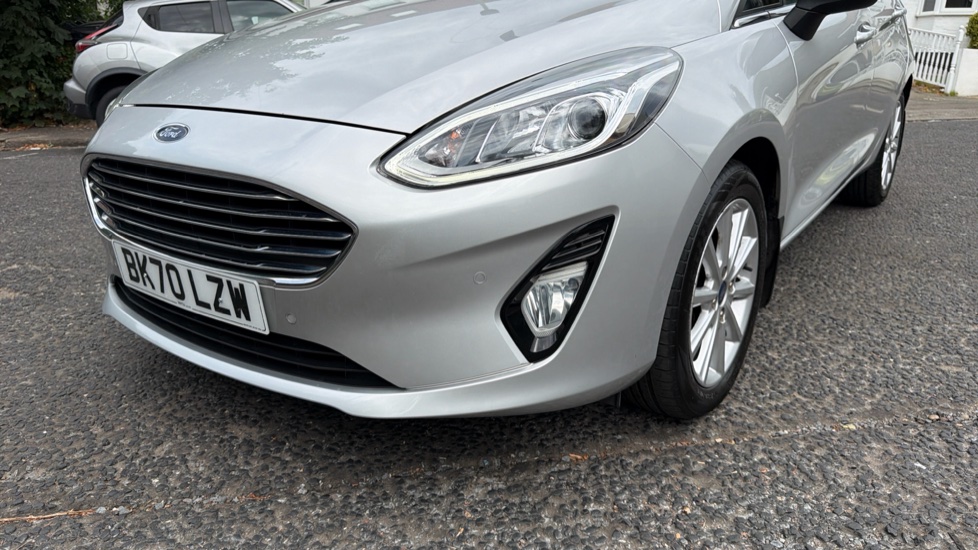 Ford Fiesta 1.0 EcoBoost 95 Titanium 5dr Petrol Hatchback - Image 28