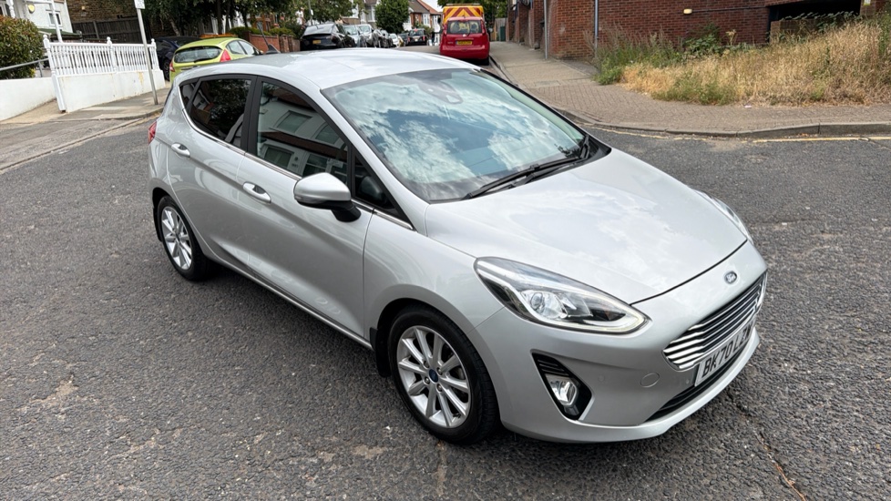 Ford Fiesta 1.0 EcoBoost 95 Titanium 5dr Petrol Hatchback - Image 36