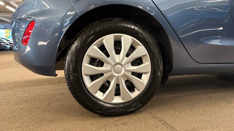 Ford Fiesta 1.0 EcoBoost Trend 5dr Petrol Hatchback - Image 7