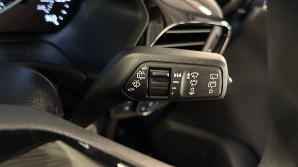 Ford Fiesta 1.0 EcoBoost Trend 5dr Petrol Hatchback - Image 29