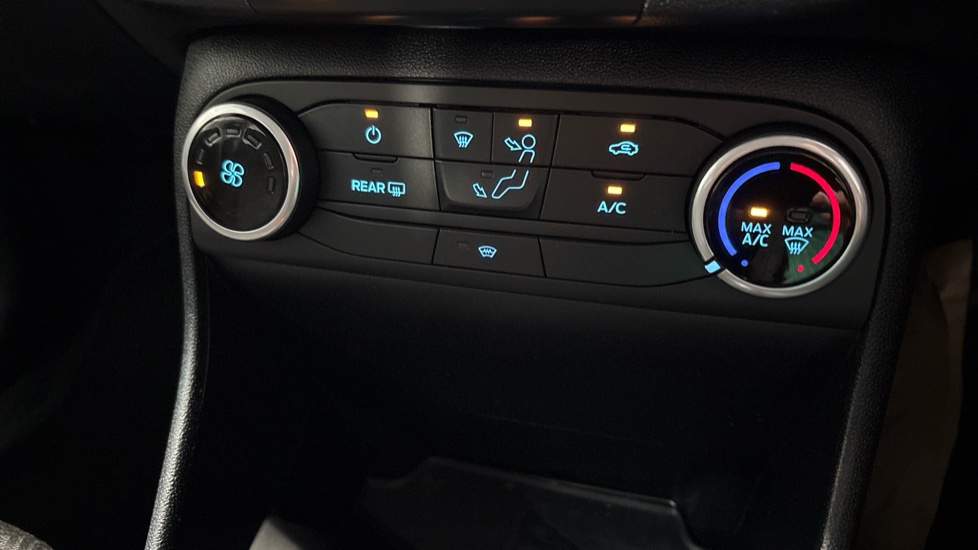 Ford Fiesta 1.0 EcoBoost Trend 5dr Petrol Hatchback - Image 37