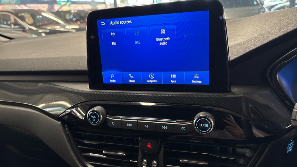 Ford Kuga 2.5 FHEV ST-Line X Edition 5dr CVT Hybrid Estate - Image 35
