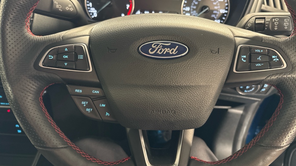 Ford EcoSport 1.0 EcoBoost 125 ST-Line 5dr Petrol Hatchback - Image 30