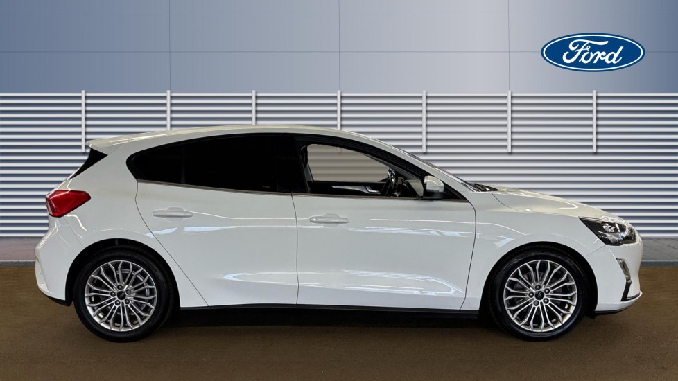 Ford Focus 1.0 EcoBoost Hybrid mHEV 125 Titanium X Ed 5dr Petrol Hatchback - Image 5