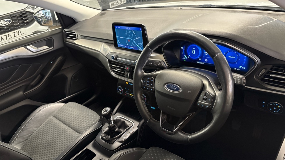Ford Focus 1.0 EcoBoost Hybrid mHEV 125 Titanium X Ed 5dr Petrol Hatchback - Image 14