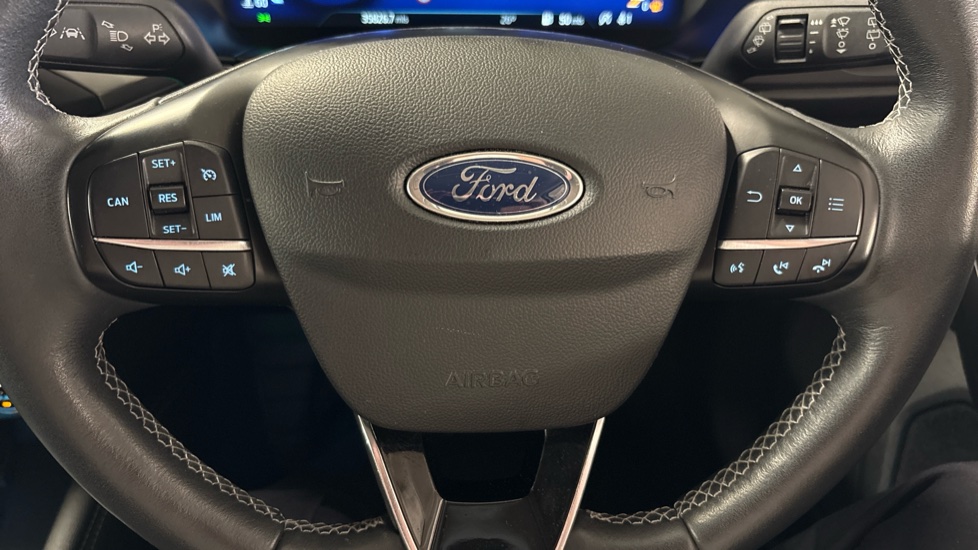 Ford Focus 1.0 EcoBoost Hybrid mHEV 125 Titanium X Ed 5dr Petrol Hatchback - Image 28