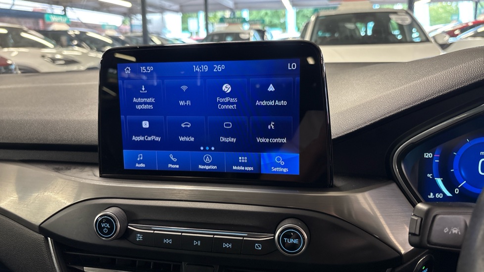 Ford Focus 1.0 EcoBoost Hybrid mHEV 125 Titanium X Ed 5dr Petrol Hatchback - Image 37