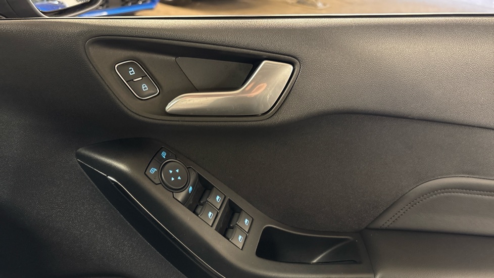 Ford Fiesta 1.0 EcoBoost Hbd mHEV 125 Titanium X 5dr Petrol Hatchback - Image 23