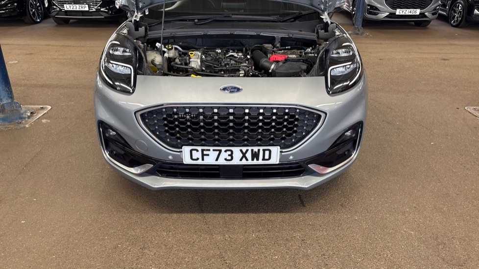 Ford Puma 1.0 EcoBoost Hybrid mHEV 155 ST-Line Vignale 5dr Petrol Hatchback - Image 8
