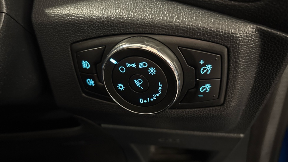 Ford EcoSport 1.0 EcoBoost 125 ST-Line 5dr Petrol Hatchback - Image 25