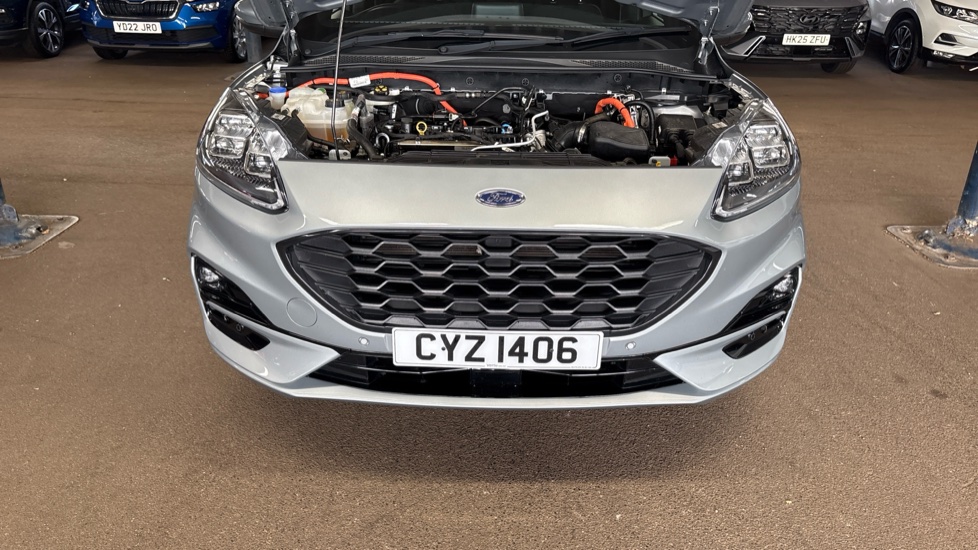 Ford Kuga 2.5 FHEV ST-Line X Edition 5dr CVT Hybrid Estate - Image 8