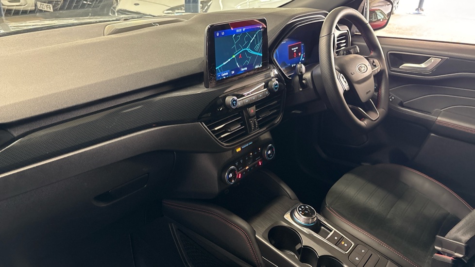 Ford Kuga 2.5 FHEV ST-Line X Edition 5dr CVT Hybrid Estate - Image 9