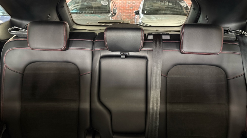 Ford Kuga 2.5 FHEV ST-Line X Edition 5dr CVT Hybrid Estate - Image 15