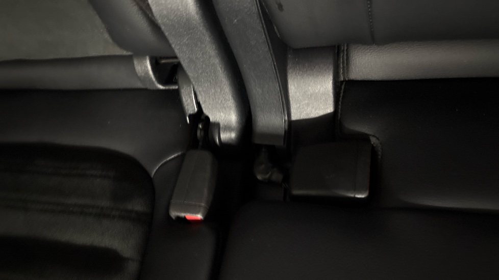 Ford Kuga 2.5 FHEV ST-Line X Edition 5dr CVT Hybrid Estate - Image 17