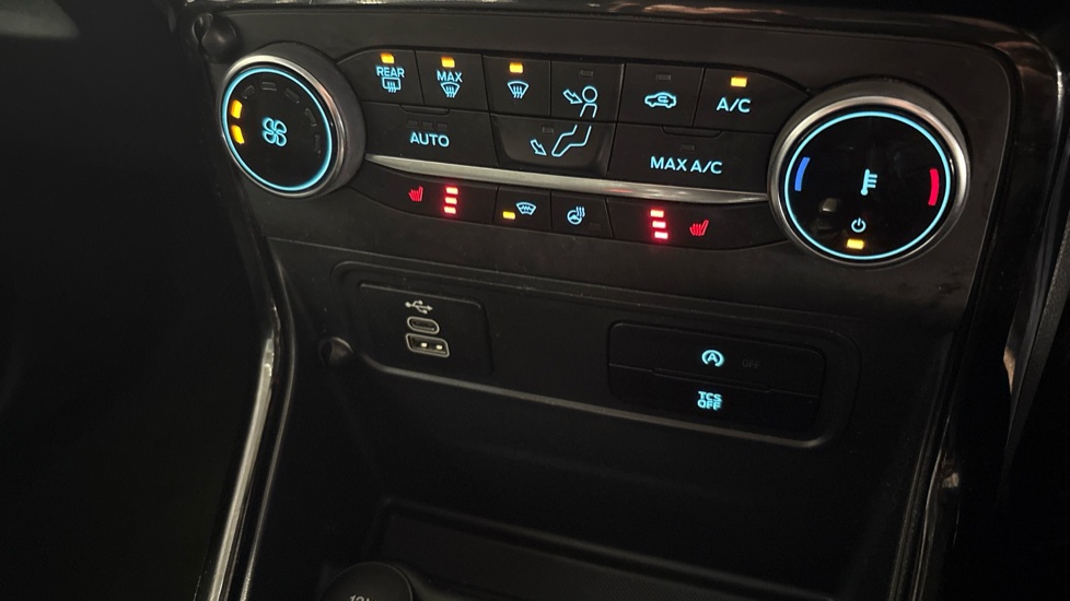 Ford EcoSport 1.0 EcoBoost 125 Titanium 5dr Petrol Hatchback - Image 40