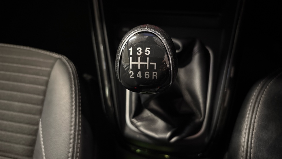Ford EcoSport 1.0 EcoBoost 125 Titanium 5dr Petrol Hatchback - Image 41