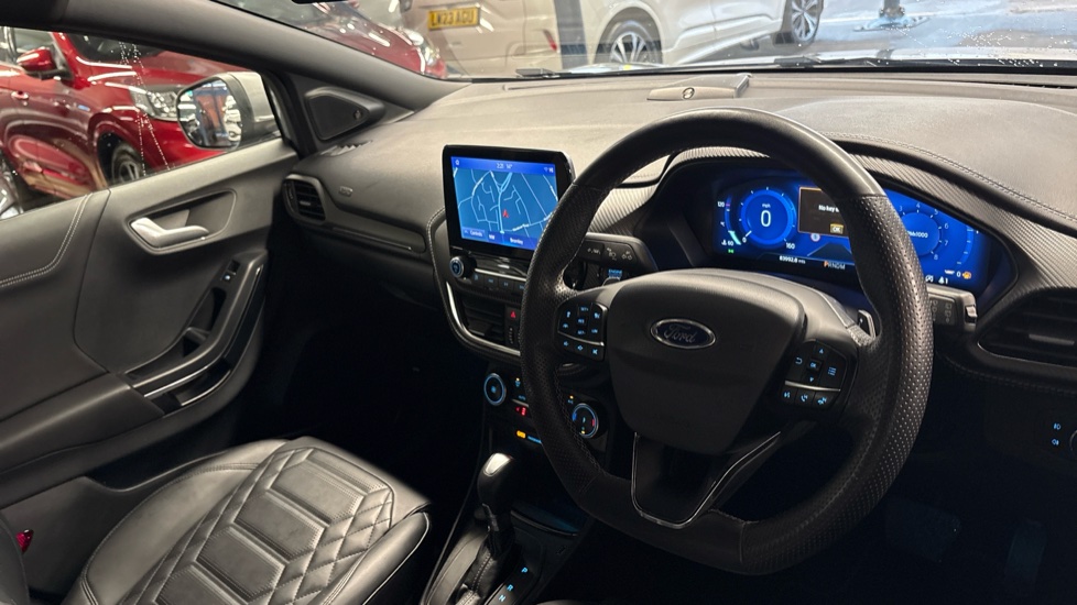 Ford Puma 1.0 EcoBoost Hybr mHEV 155 ST-Line Vignale 5dr DCT Petrol Hatchback - Image 11