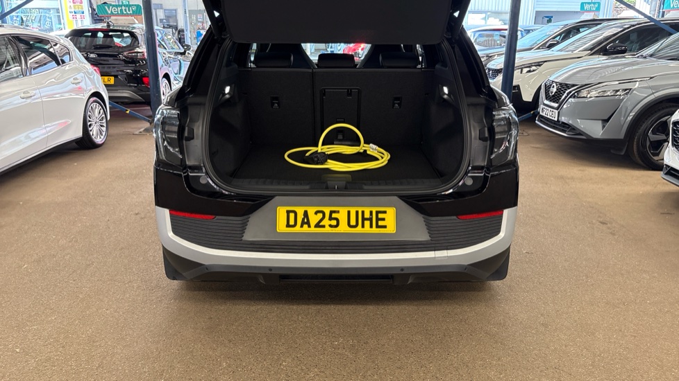 Ford Explorer 210kW Premium 77kWh 5dr Auto Electric Estate - Image 4