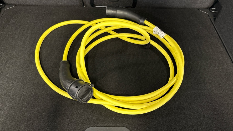 Ford Explorer 210kW Premium 77kWh 5dr Auto Electric Estate - Image 24