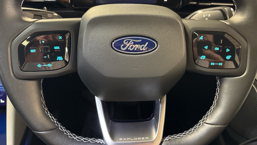 Ford Explorer 210kW Premium 77kWh 5dr Auto Electric Estate - Image 35