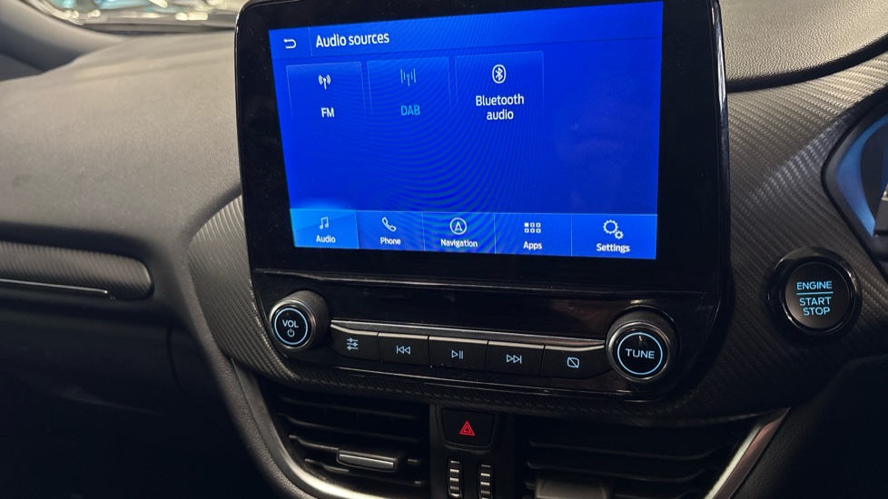 Ford Puma 1.0 EcoBoost Hybrid mHEV 155 ST-Line X 5dr Petrol Hatchback - Image 35