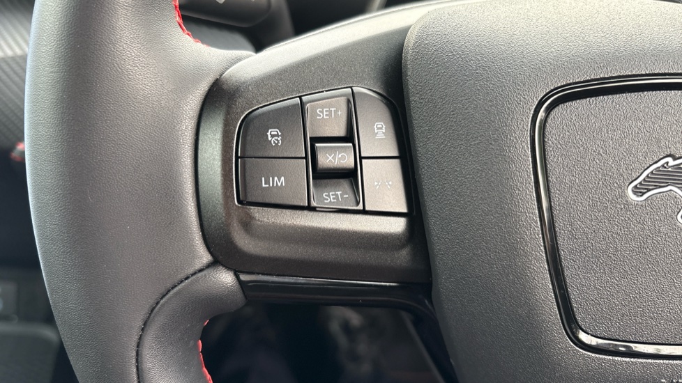 Ford Mustang Mach-E 216kW Premium 91kWh RWD 5dr Auto Electric Estate - Image 28